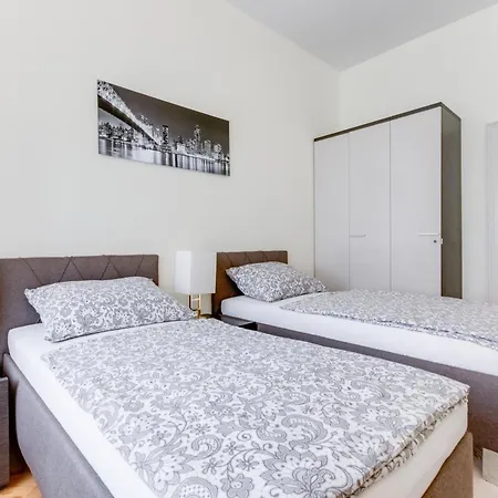 Halkova 5 Near Wenceslas Square شقة براغ