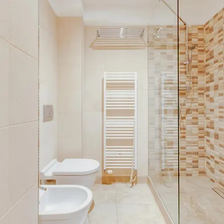 Halkova 5 Near Wenceslas Square براغ